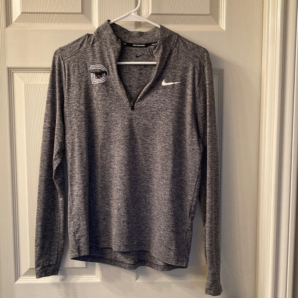Nike Women's Charcoal Long Sleeve Quarter-Zip Pullover